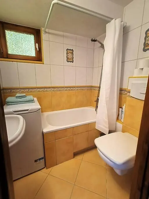 Old Town Mezzanine Apartment Danzica