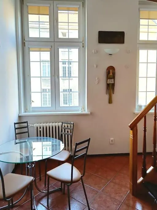 Old Town Mezzanine Apartment Danzica